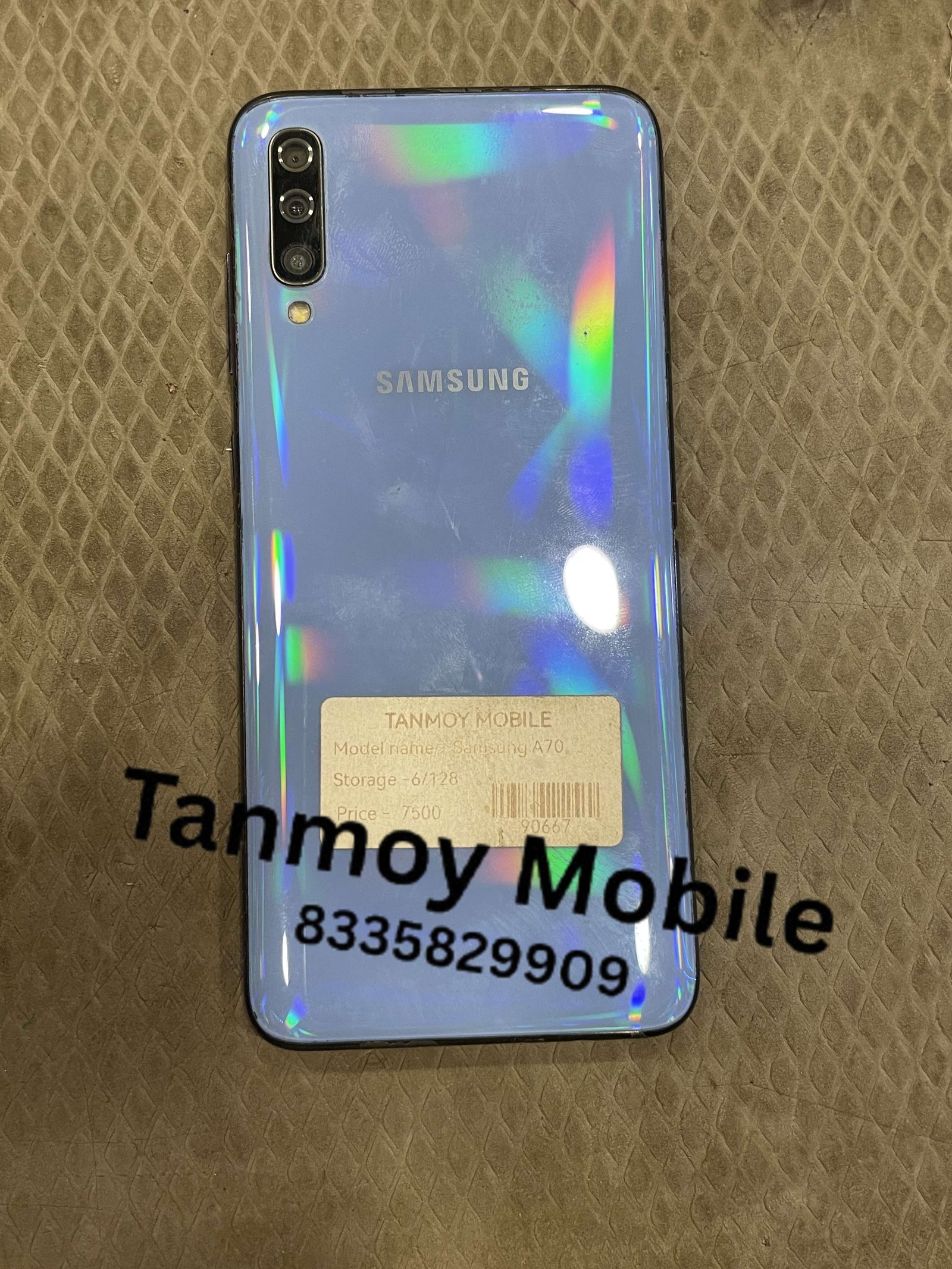 Samsung A70 (6/128GB)